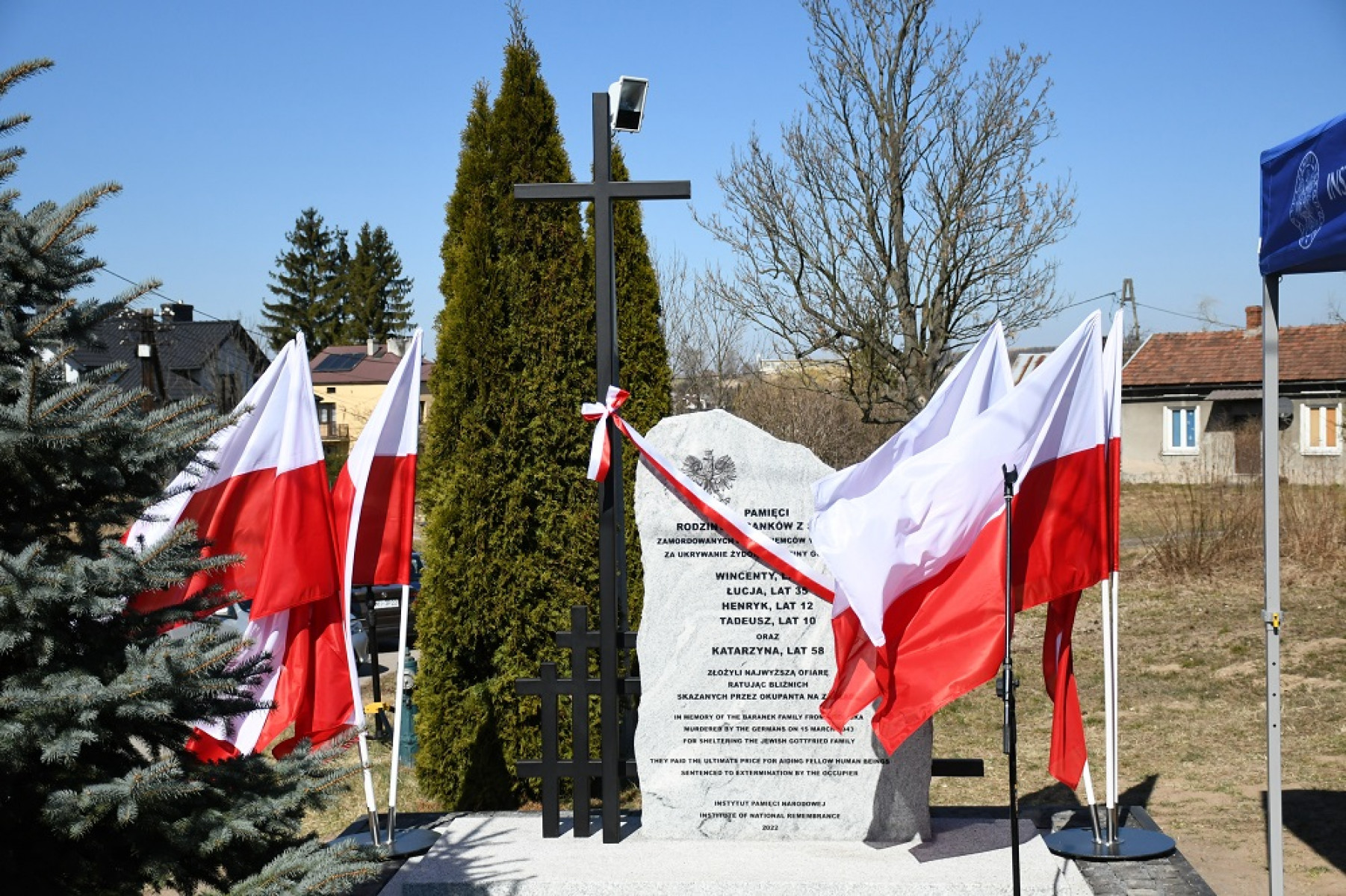 pomnik rodziny Baranków