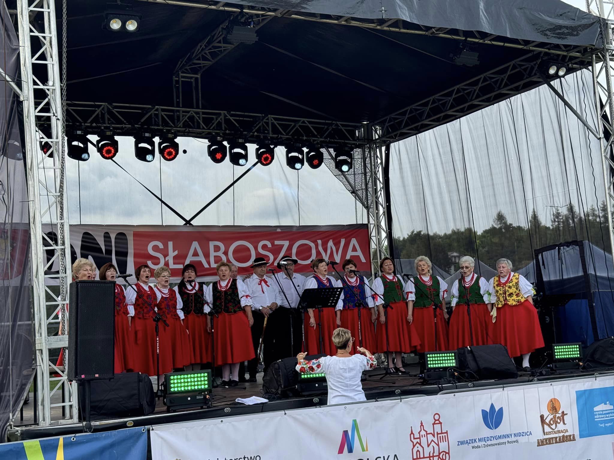 Występ zespołów senioralnych podczas Dni Słaboszowa 2024